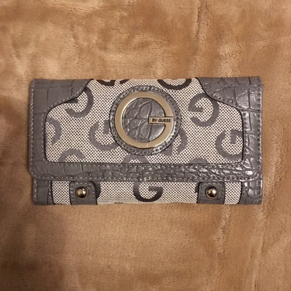 Guess Wallet